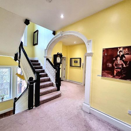 מטלוק Spacious Retreat With River Views Near Peak District מראה חיצוני תמונה