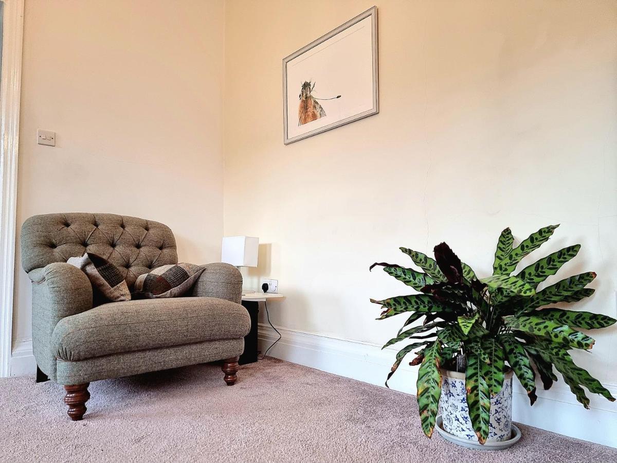 מטלוק Spacious Retreat With River Views Near Peak District מראה חיצוני תמונה