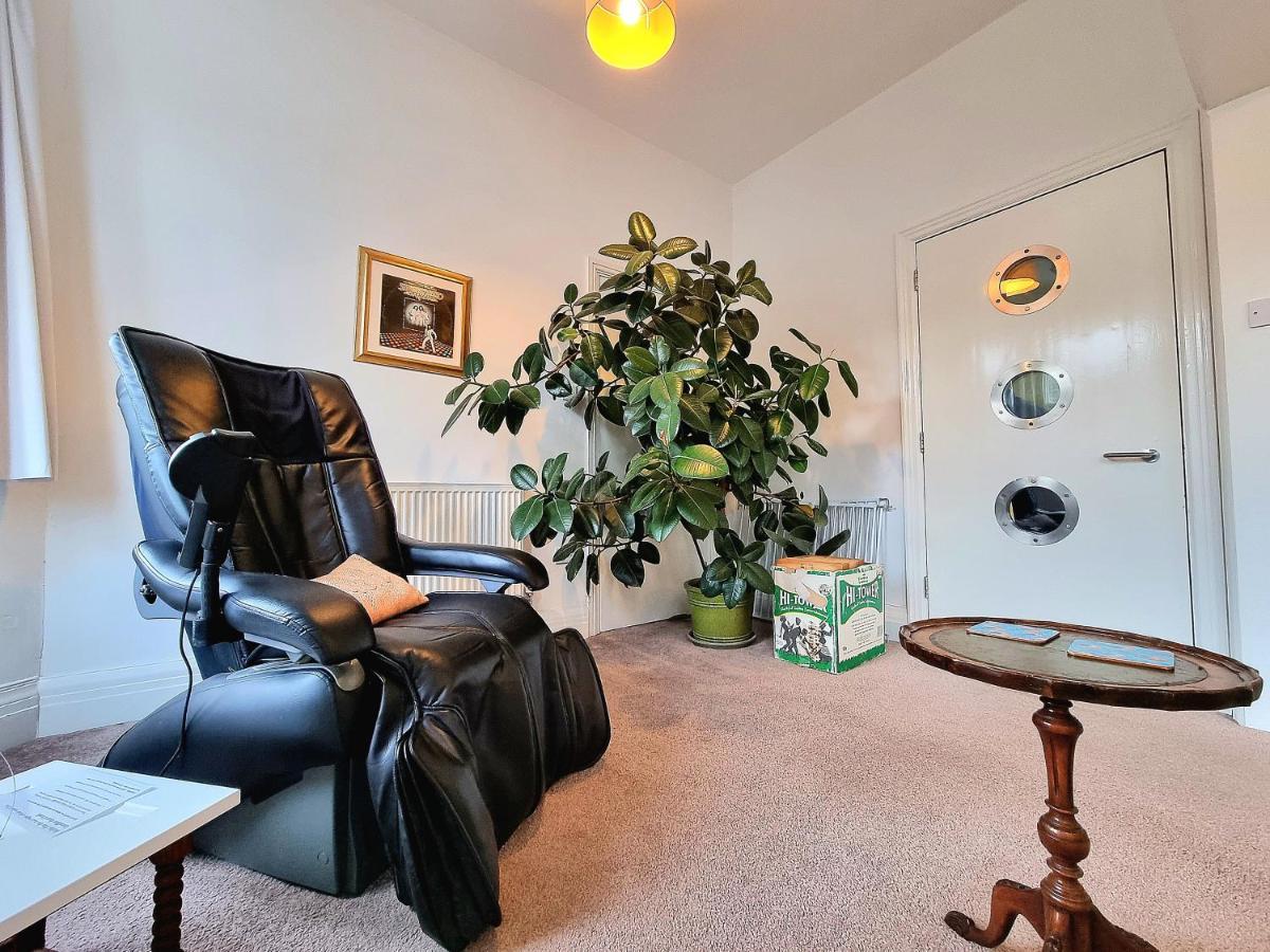 מטלוק Spacious Retreat With River Views Near Peak District מראה חיצוני תמונה