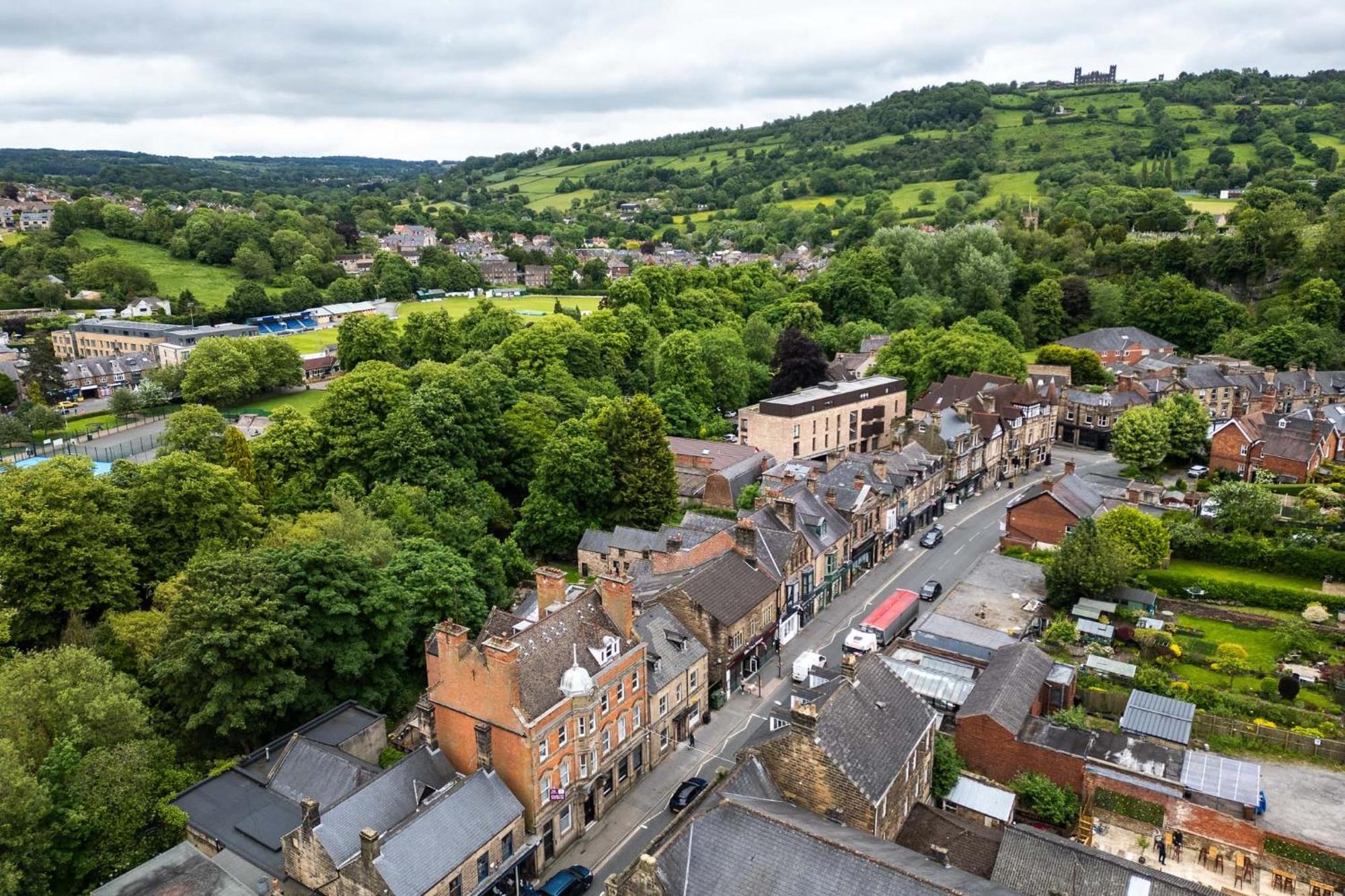 מטלוק Spacious Retreat With River Views Near Peak District מראה חיצוני תמונה