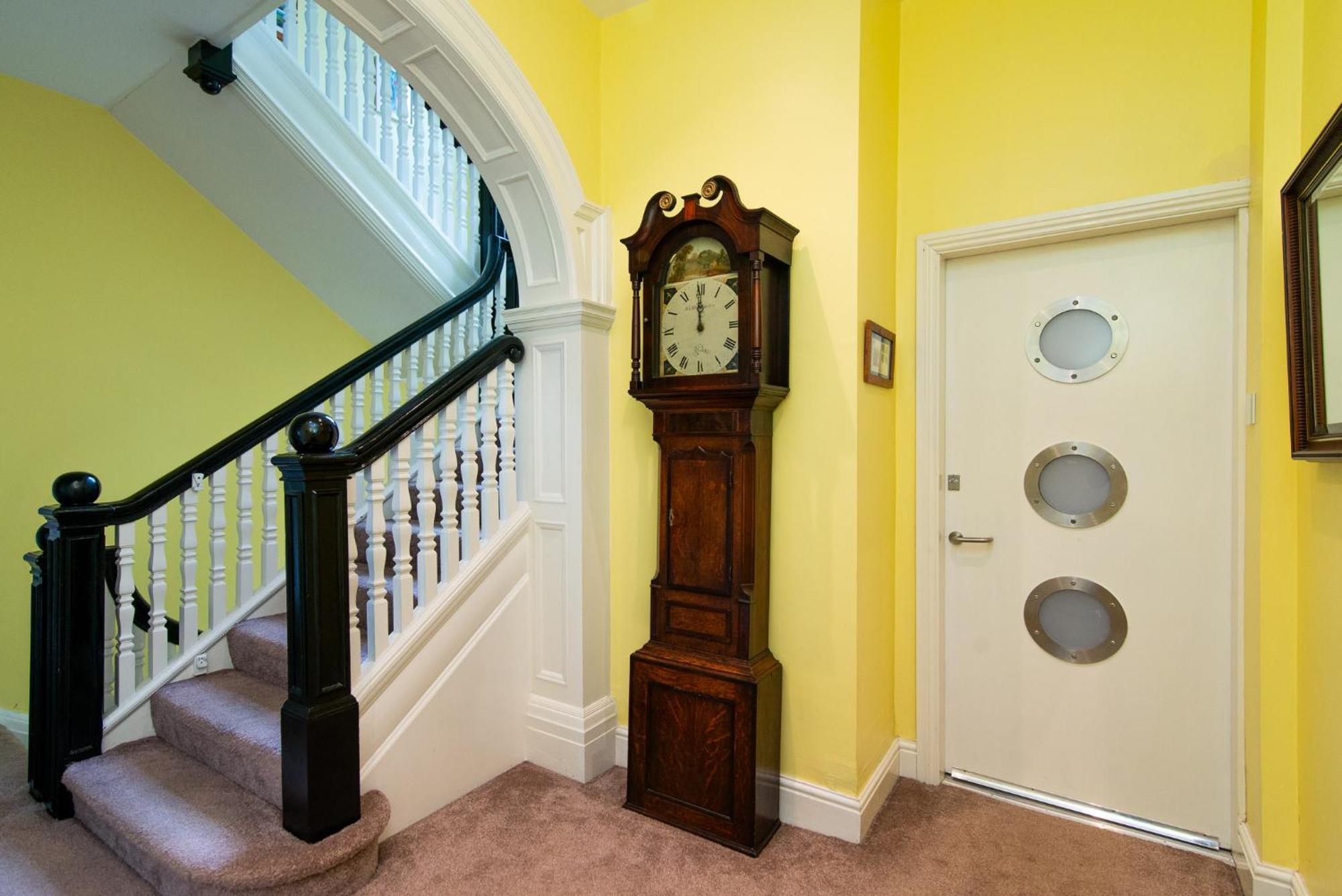 מטלוק Spacious Retreat With River Views Near Peak District מראה חיצוני תמונה