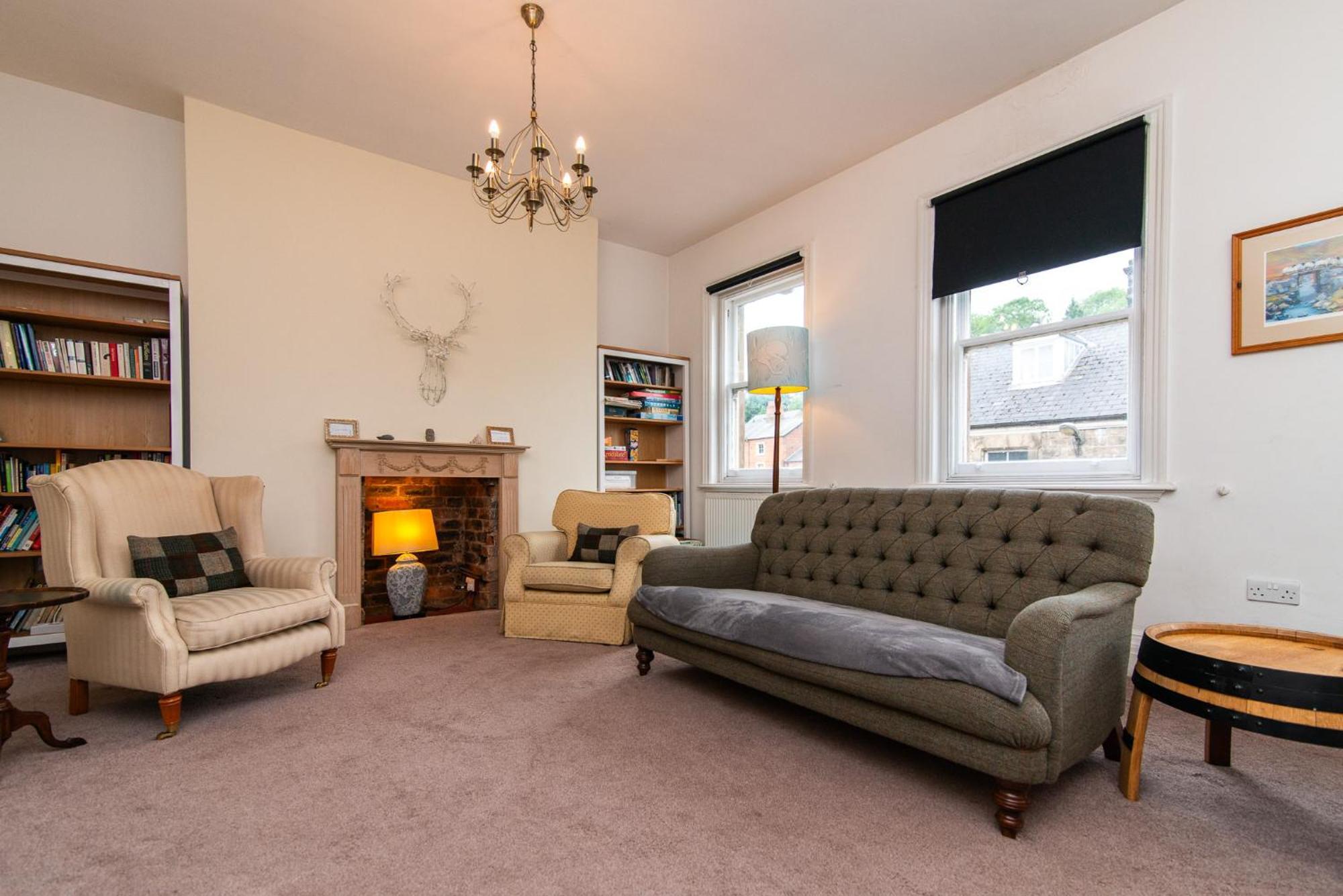 מטלוק Spacious Retreat With River Views Near Peak District מראה חיצוני תמונה
